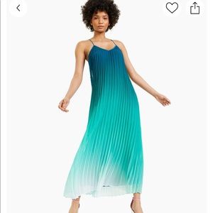 Pleated ombré maxi dress XS